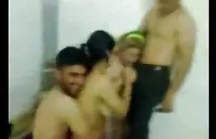 porno video: voyeur ducha jovencitas borrachas videos