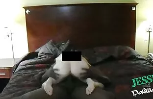 porno Marido viejas cojiendo borrachas nalgadas, jugando, digitación y correrse en el culo de la esposa